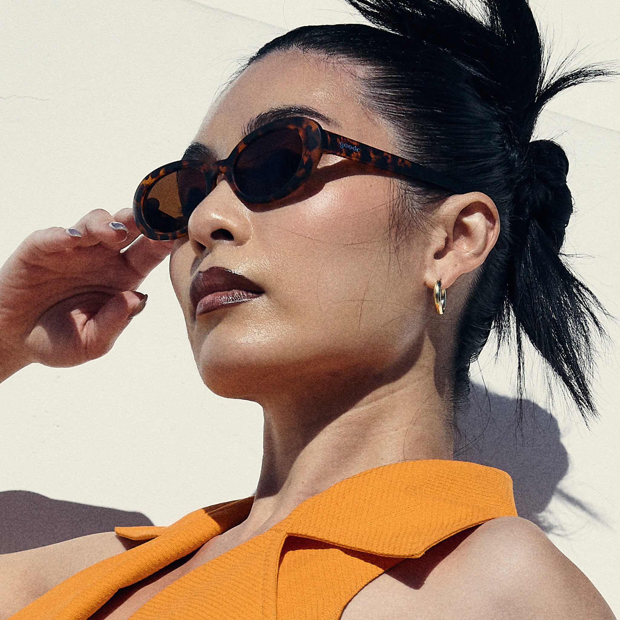 Oval Tortoiseshell Sunglasses | Karaoke Machine Solo | goodr