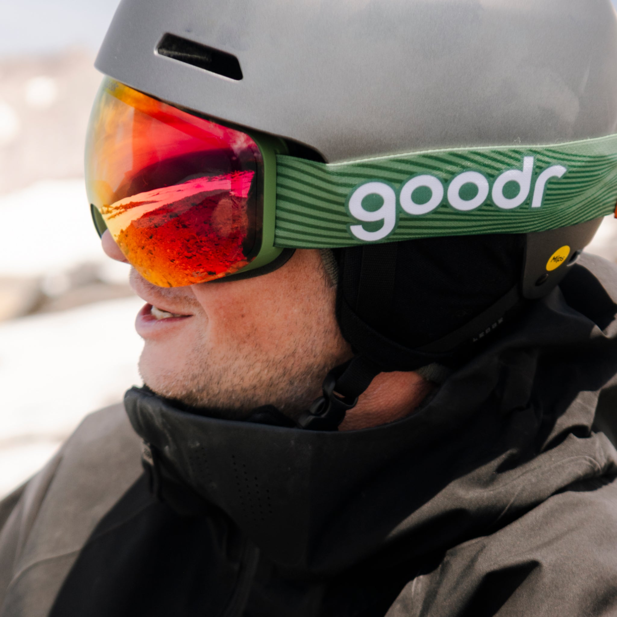 Green & Red Spherical Snow Goggles | Casual Hot Dogger | goodr